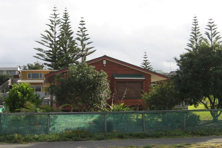 Photo of property in 14 Dornie Place, Omaha, 0986