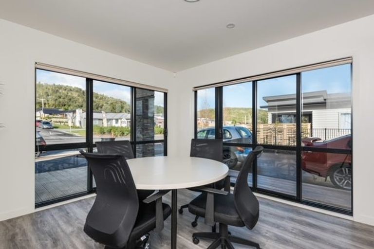 Photo of property in 16 Rire Hau Lane, Pyes Pa, Tauranga, 3112