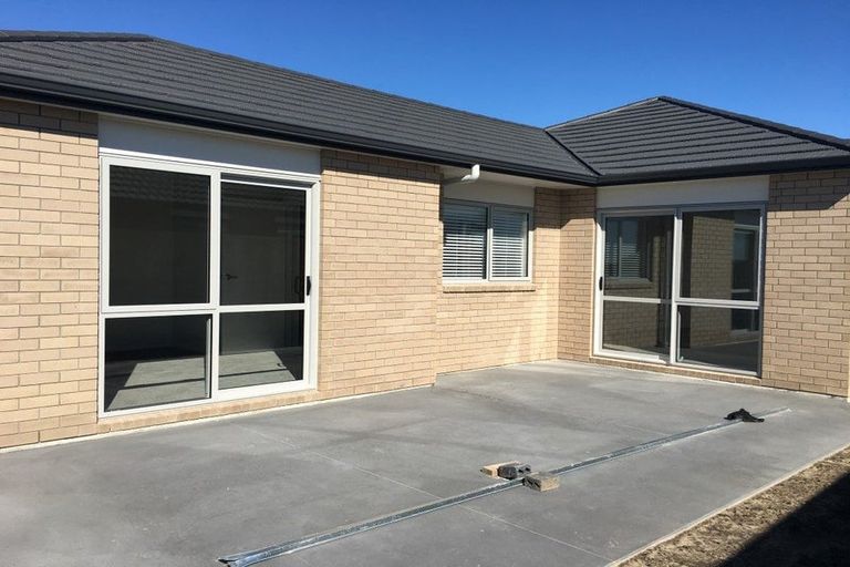 Photo of property in 14 Marion Crescent, Papamoa Beach, Papamoa, 3118