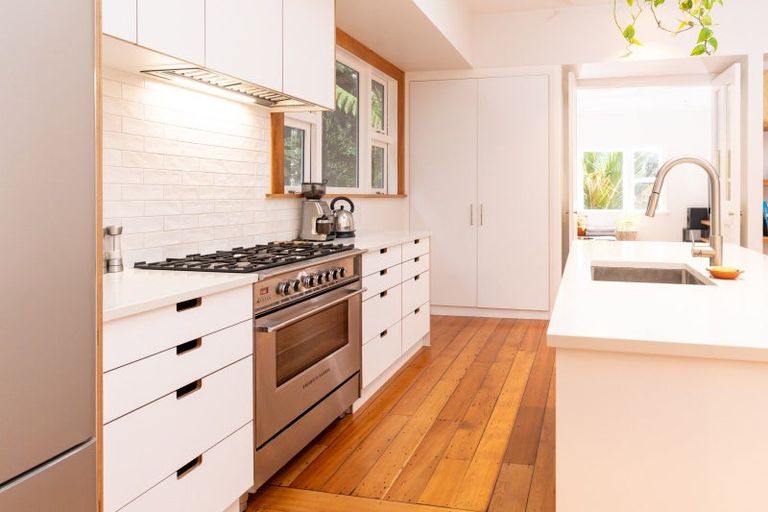 Photo of property in 1/121 Hataitai Road, Hataitai, Wellington, 6021