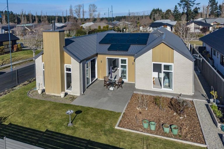 Photo of property in 64 Tutaipatu Avenue, Pegasus, 7612