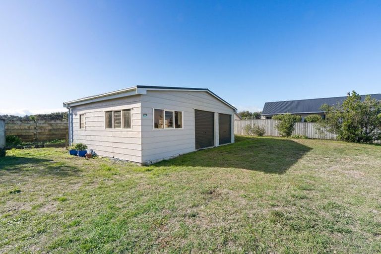 Photo of property in 15 Aranui Avenue, Waitarere Beach, Levin, 5510