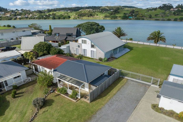 Photo of property in 23b Taipa Point Road, Taipa, 0420