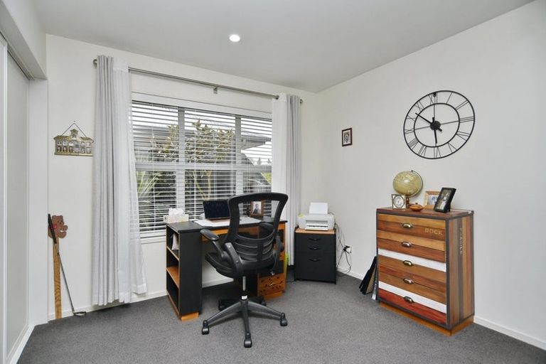 Photo of property in 50 Infinity Drive, Pegasus, 7612