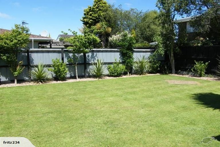 Photo of property in 11 Wittys Road, Avonhead, Christchurch, 8042
