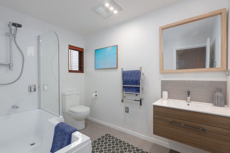 Photo of property in 128a Queens Road, Stepneyville, Nelson, 7010