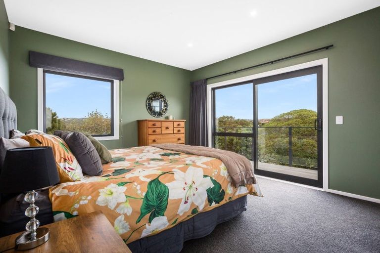 Photo of property in 9b Saint Ives Drive, Camborne, Porirua, 5026