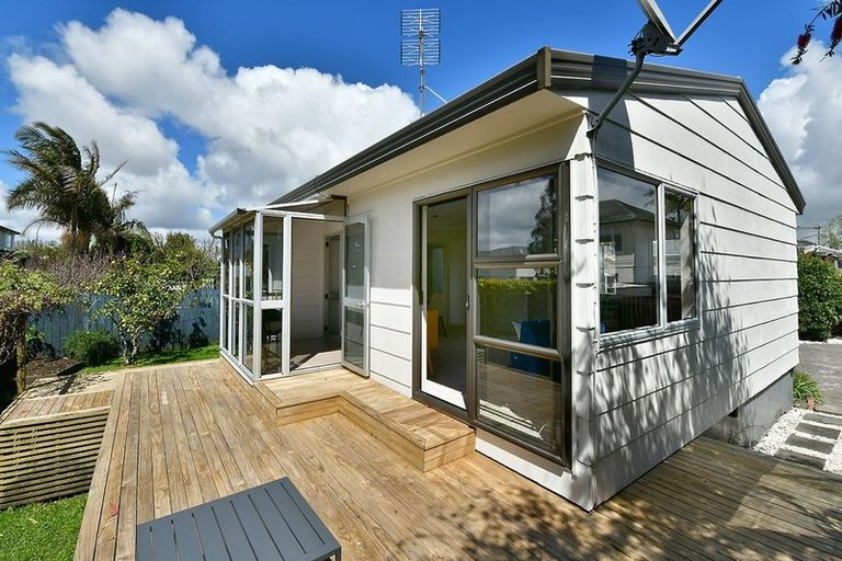 Photo of property in 55a Hatton Road, Orewa, 0931