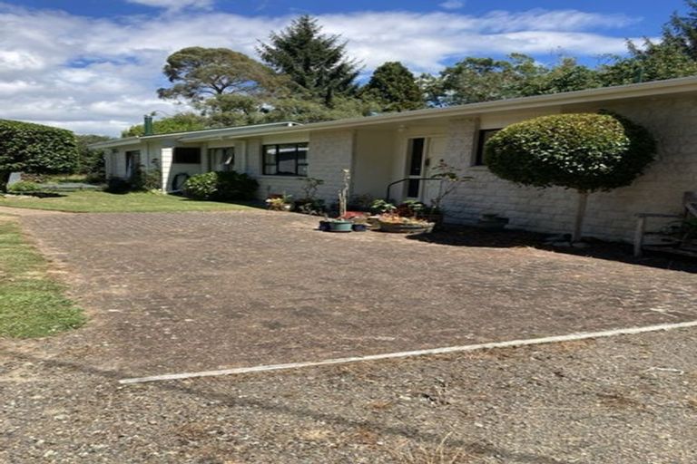 Photo of property in 24 Wairiri Street, Ohau, Levin, 5570