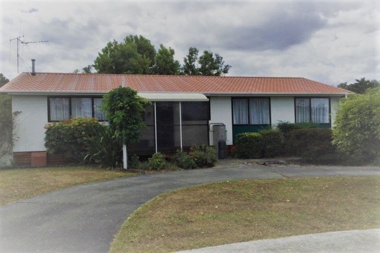 Photo of property in 16 Sequoia Place, Pukete, Hamilton, 3200