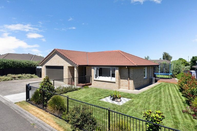 Photo of property in 5 Compton Grove, Huntington, Hamilton, 3210