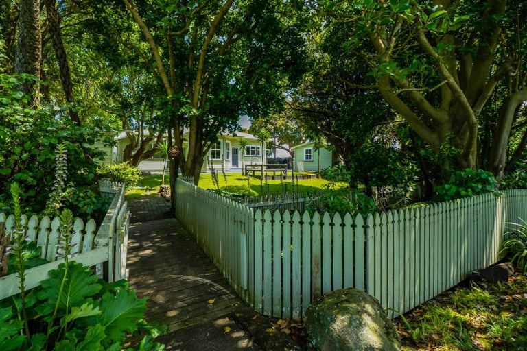 Photo of property in 54 King Street, Opunake, 4616