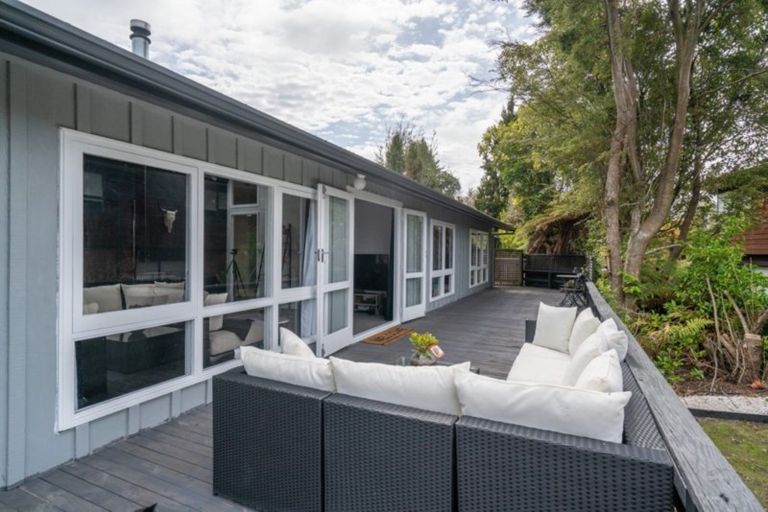 Photo of property in 759 Acacia Bay Road, Acacia Bay, Taupo, 3330