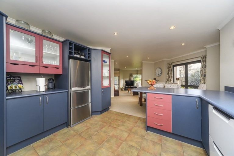 Photo of property in 6 Astrid Court, Awapuni, Palmerston North, 4412