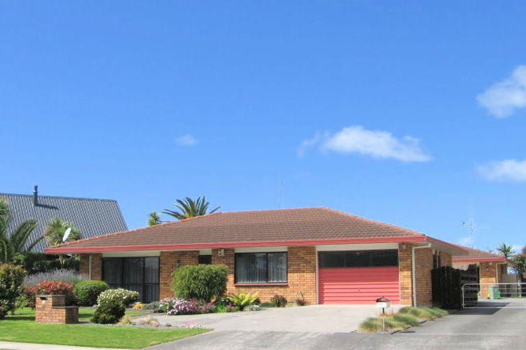 Photo of property in 46a Sunrise Avenue, Mount Maunganui, 3116