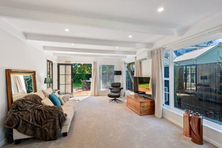 Photo of property in 194a Ilam Road, Ilam, Christchurch, 8041