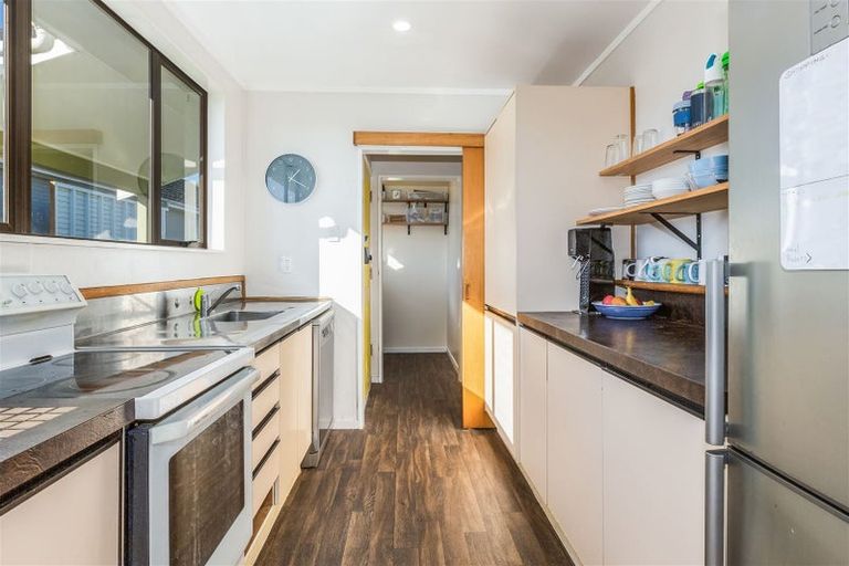 Photo of property in 2b Whanake Street, Titahi Bay, Porirua, 5022