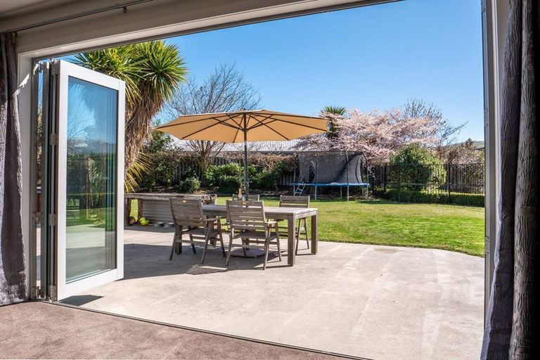 Photo of property in 8 Widgeon Place, Lake Hayes, Queenstown, 9304