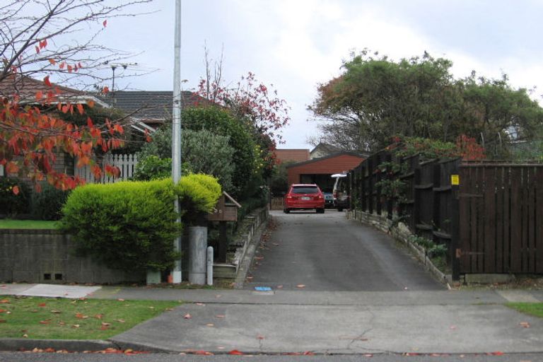 Photo of property in 98 Kapanui Road, Waikanae, 5036