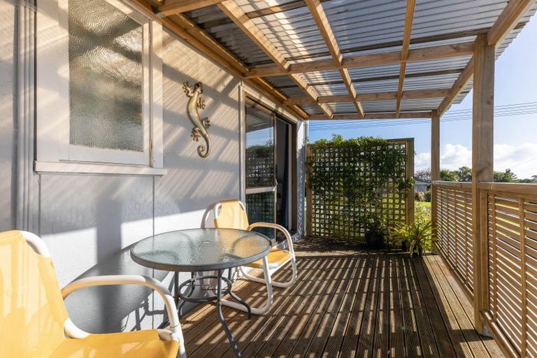 Photo of property in 52 Richmond Street, Waitara, 4320