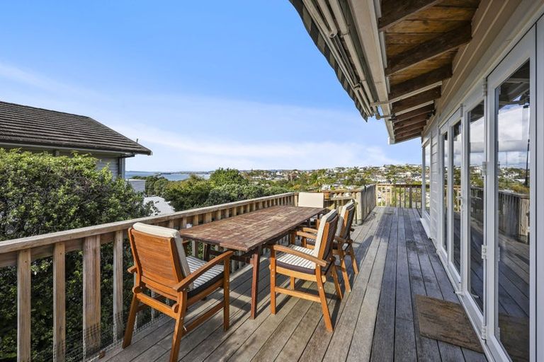 Photo of property in 13 Colmar Road, Mellons Bay, Auckland, 2014