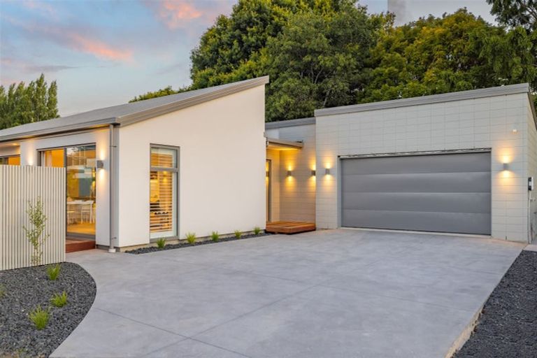 Photo of property in 11 Jardine Place, Marshland, Christchurch, 8051