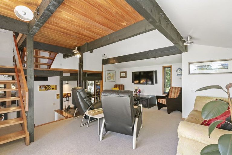 Photo of property in 12 Downing Street, Crofton Downs, Wellington, 6035