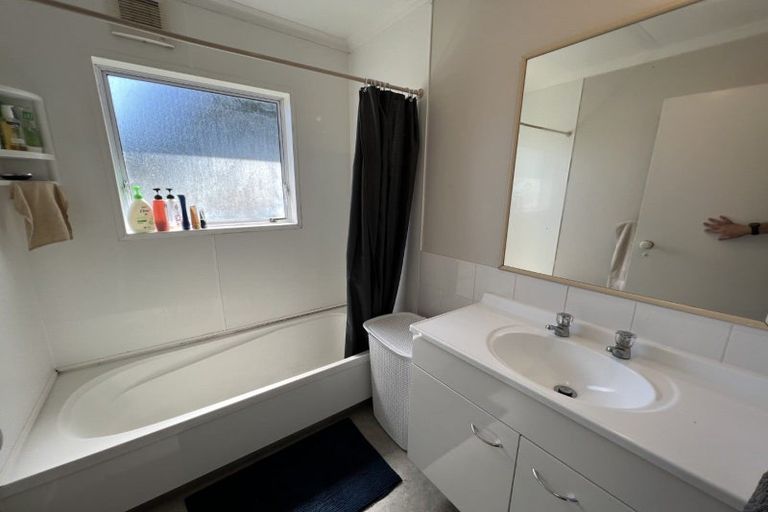 Photo of property in 56a Newton Place, Westbrook, Palmerston North, 4412