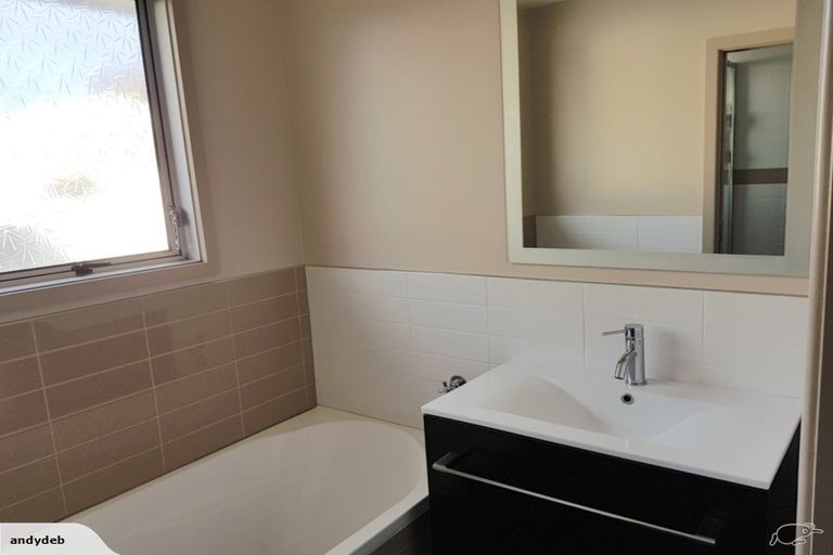 Photo of property in 126 Somerfield Street, Somerfield, Christchurch, 8024