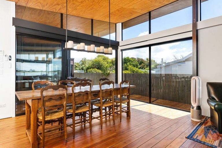 Photo of property in 69a Beachville Road, Redcliffs, Christchurch, 8081