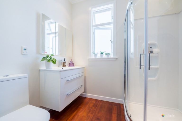 Photo of property in 16 Brasell Street, Fairfield, Lower Hutt, 5011