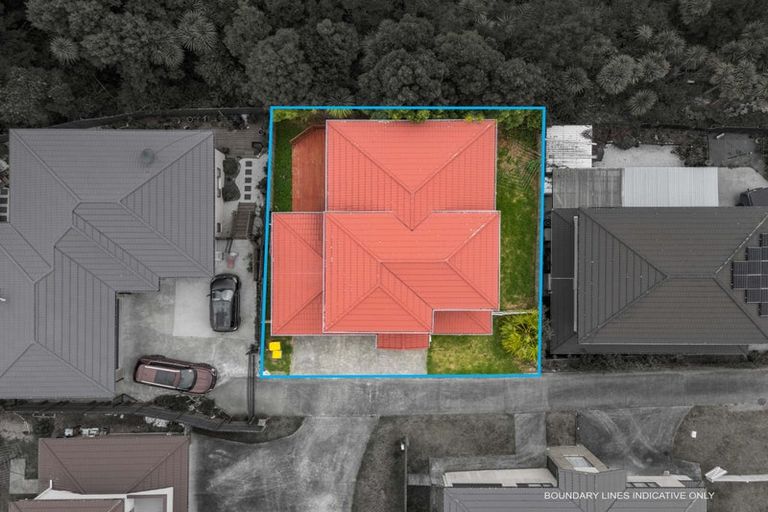 Photo of property in 17 Edgewood Way, Henderson, Auckland, 0612