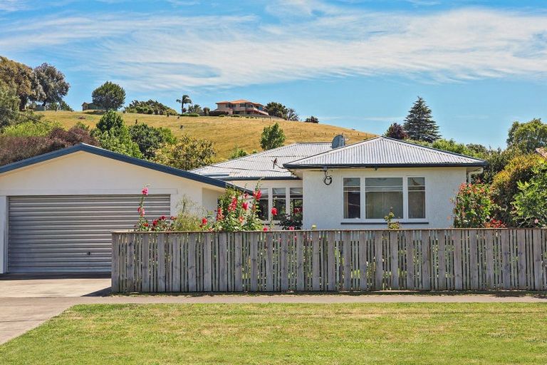Photo of property in 15 Golding Road, Taradale, Napier, 4112