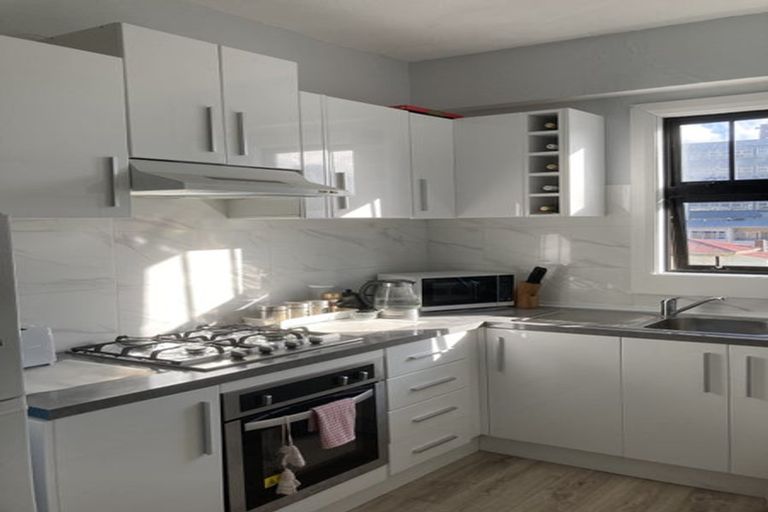 Photo of property in 9/24 Elizabeth Street, Mount Victoria, Wellington, 6011