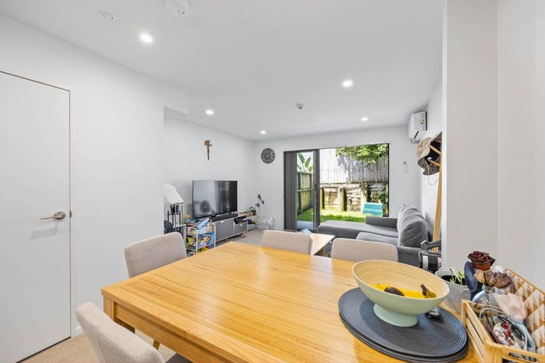 Photo of property in Rf202b, 16/18 Hewlett Road, Massey, Auckland, 0614