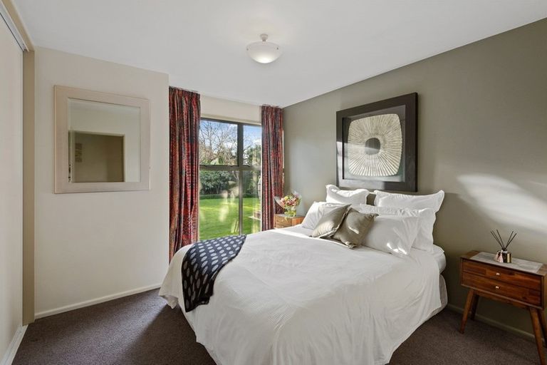 Photo of property in 14 Cam Place, Harewood, Christchurch, 8051