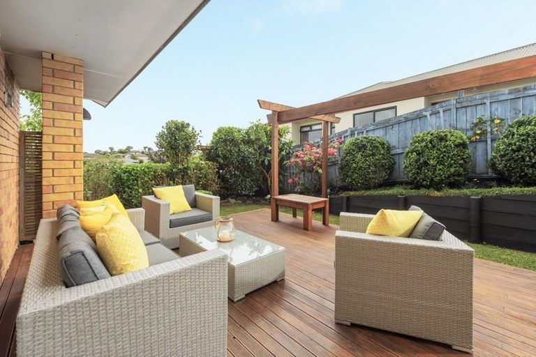 Photo of property in 1 Tautara Place, Ohauiti, Tauranga, 3112