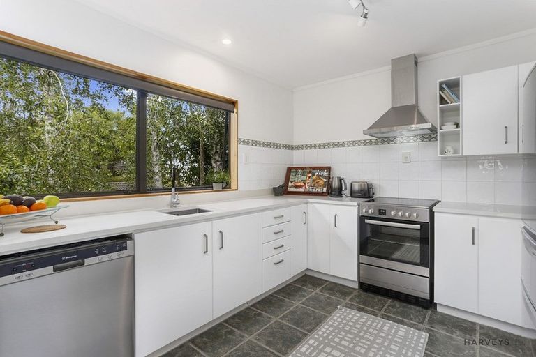Photo of property in 3/16 Pleasant Road, Glen Eden, Auckland, 0602