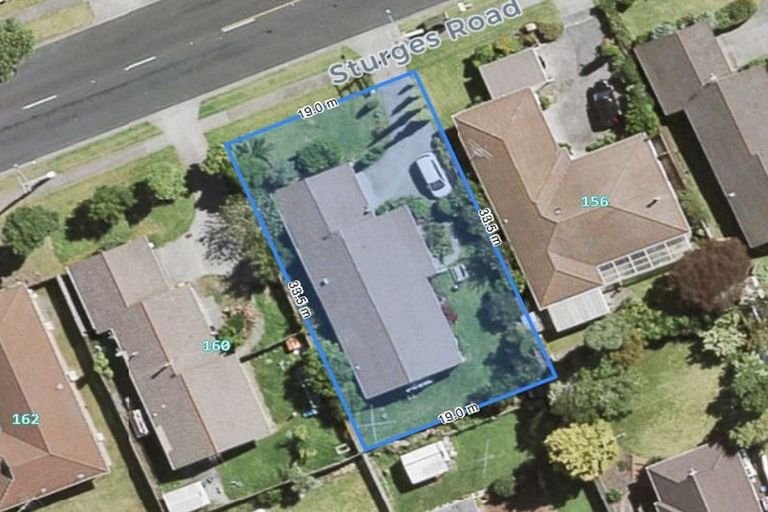 Photo of property in 158 Sturges Road, Henderson, Auckland, 0612