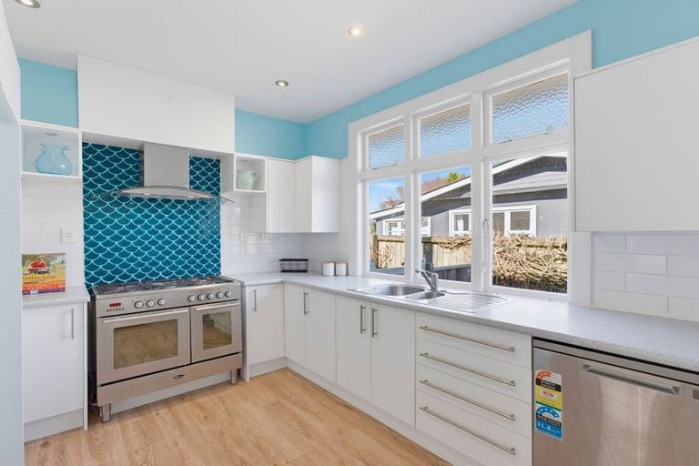 Photo of property in 40 North Parade, Richmond, Christchurch, 8013