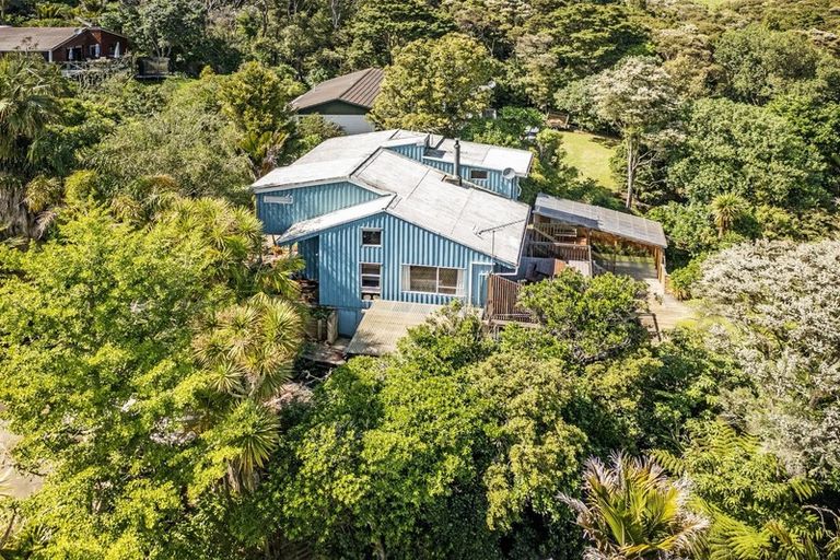 Photo of property in 36 Coroglen Avenue, Birkenhead, Auckland, 0626