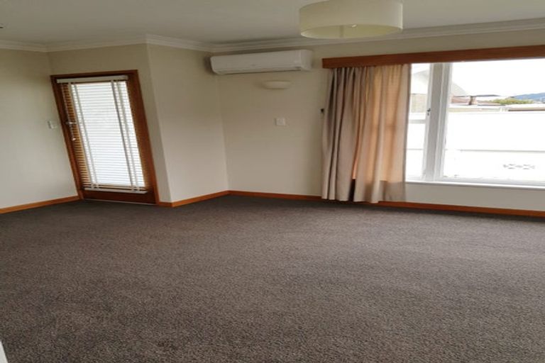 Photo of property in 17 Joseph Grove, Elderslea, Upper Hutt, 5018