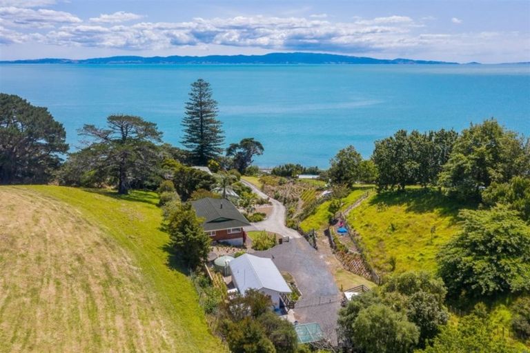 Photo of property in 168 Thames Coast Sh25 Road, Whakatete Bay, Thames, 3575