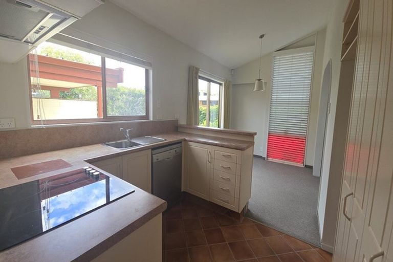 Photo of property in 26 Charles Street, Westshore, Napier, 4110