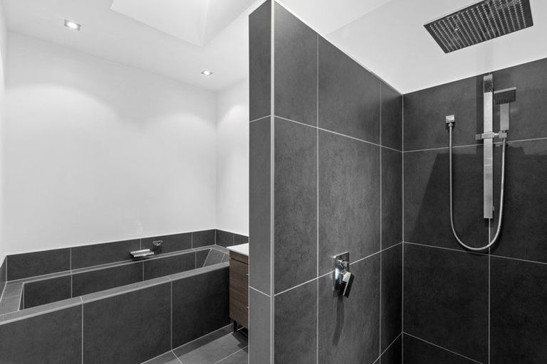 Photo of property in 50 Jeffreys Road, Fendalton, Christchurch, 8052