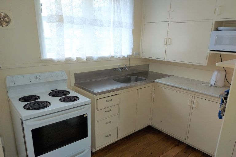 Photo of property in 25-35 Butler Street, Naenae, Lower Hutt, 5011