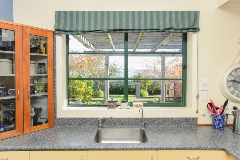 Photo of property in 14 Goodger Street, Waipukurau, 4200