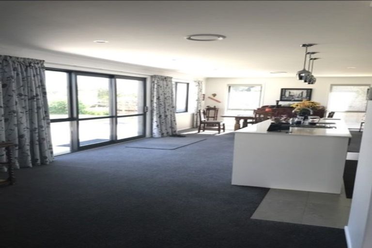 Photo of property in 3 Les Wakefield Road, Mapua, 7005