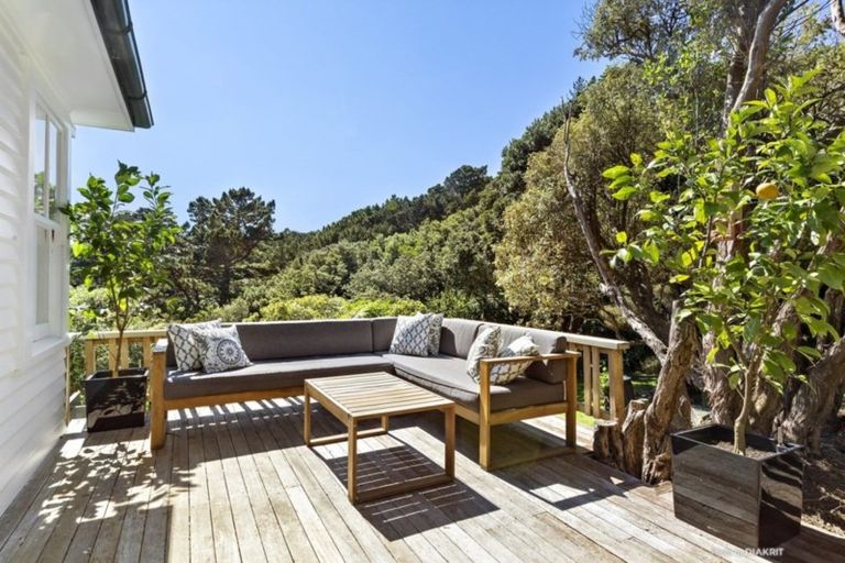 Photo of property in 96 Sidlaw Street, Strathmore Park, Wellington, 6022