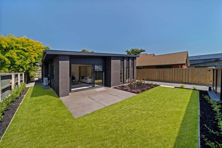 Photo of property in 2/557 Cranford Street, Papanui, Christchurch, 8052